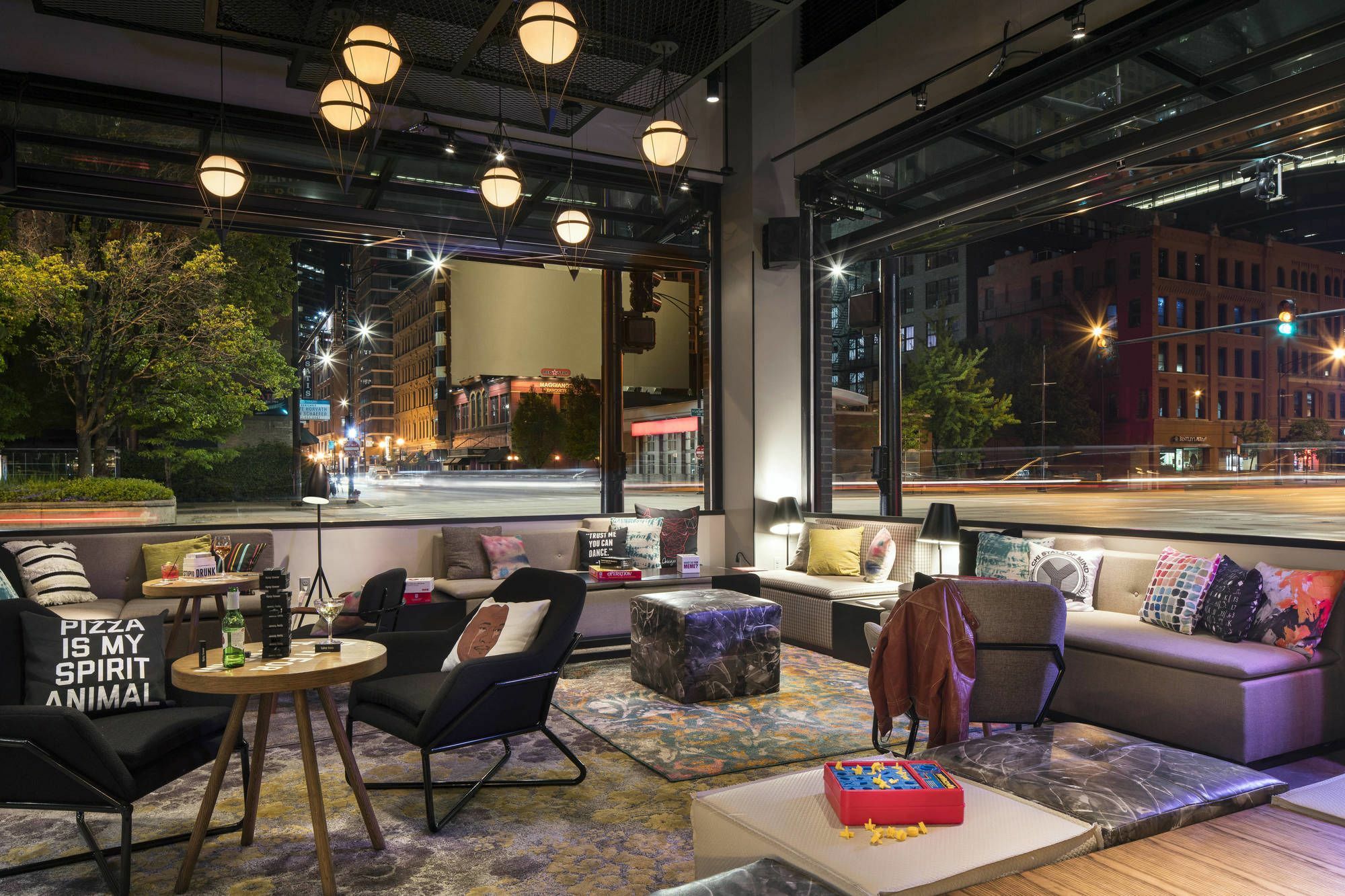 Hotel Moxy Chicago Downtown Exterior foto